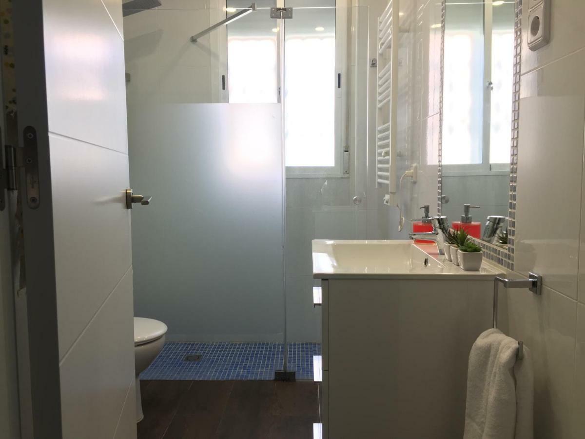 Nice Apartment 80 Meters From The Beach กาลาเฟลล์ ภายนอก รูปภาพ